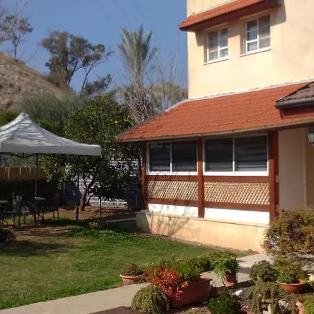Jordan Valley One Room Apartment Menaẖemya Exterior foto