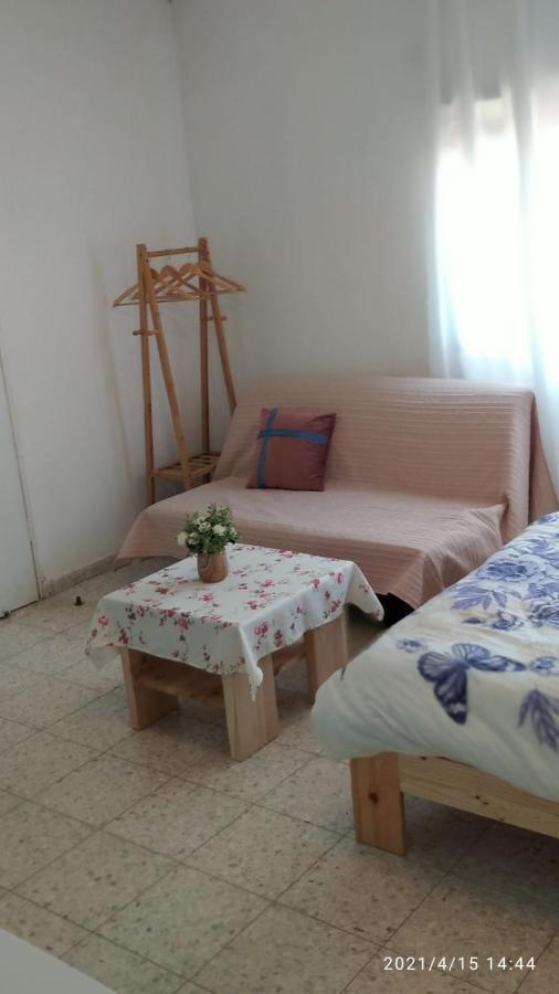 Jordan Valley One Apartment Menaẖemya